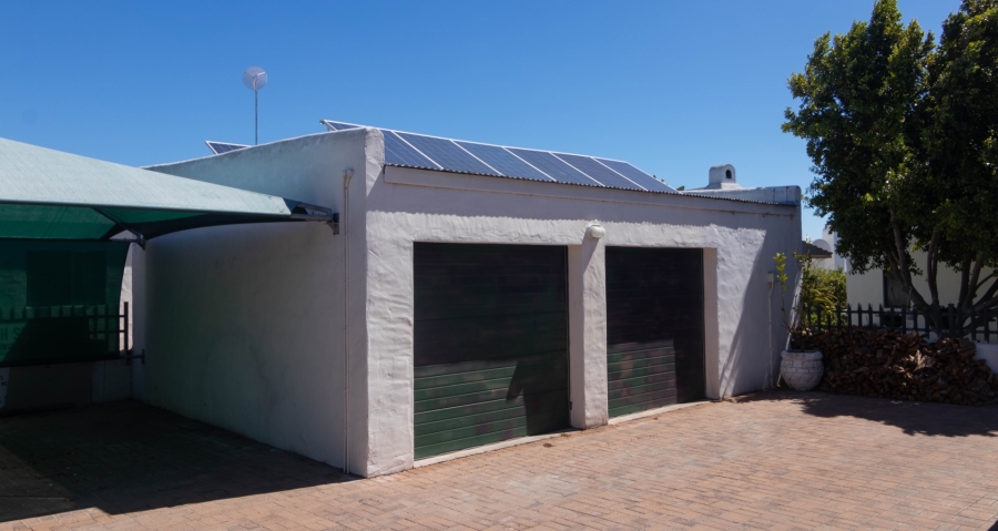 5 Bedroom Property for Sale in Laaiplek Western Cape